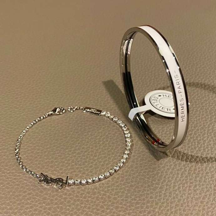 Picture of YSL Bracelet _SKUYSLbracelet11lyr917527